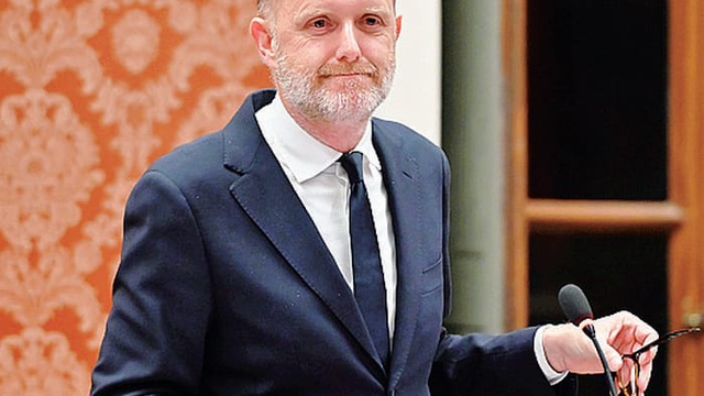 Opposizioni all’attacco del sindaco: «Il suo gradimento è crollato»...