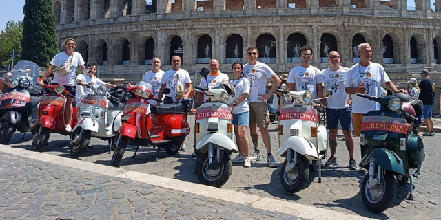 Vespa Club Cremona, motori e passione per la due ruote ai Giovedì d’Estate...