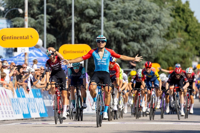 Giro Next Gen, immenso Fiorin: a Corato mette tutti in fila e vince una storica tappa...