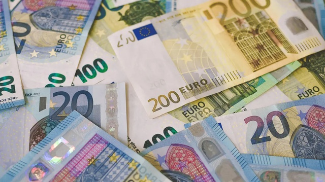 Bovegno, blitz dei Carabinieri: 5 irregolari, 4.300 euro sequestrati...